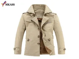 MKASS Marke 2017 Herbst Winter Men039s Trenchcoat Plus Samt Verdickung Männlichen Casual Trenchcoat Outwear Plus Größe M5XL8387326