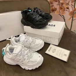 Spåra avslappnade skor lädertränare plattformstränare skor lyxig designer tripler svart nylon tryckt män kvinnor spår 3.0 män kvinnor tunga sula sneakers a21