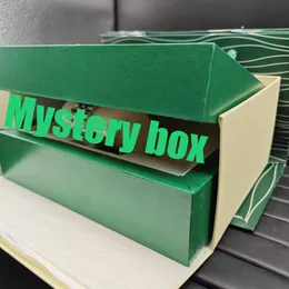 Lüks Tasarımcı Erkekler İzler Kutular Siyah Koyu Yeşil Kadınlar İzle Kutu Gizem Kutusu Hediye Woody Case Watcht Yat Saat Kitap Kart Etiketleri ve İsviçre Kutuları