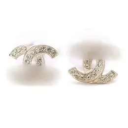 Fashion stud earrings woman Luxury designer earring multi colors c letter jewelry women 18k diamond Wedding Gifts1114