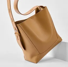 Tasarımcı Çanta Kovası Kadınlar Crossbody Bag Lüks Büyük Kapasiteli İnek Deri Kova Çantası Moda Çanta Çantası Üst kaliteli omuz tote çanta çanta