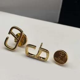 2024 Stud Dangle Chandelier Drop Pearl Earrings Gold Dangle Earring Designer For Woman Fashion Luxury Brand Letter V Mans Stud Earings Girls Ear Studs Brincos party
