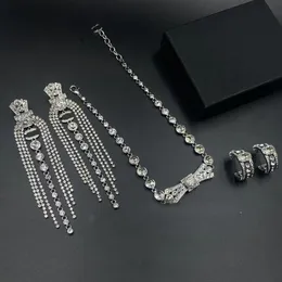 Nowy projektant Rhinestone Tassels Naszyjnik Kolczyki do mody Women Party Jewelry Gift