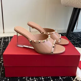 Nowa moda najwyższej jakości czysty kryształowy kryształ Slipper PVC Otwarte palce u stóp ślizgowych na klinach luksusowe projektanci sandały sandały dla kobiet 8,5 cm z pudełkiem