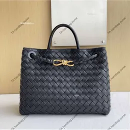 10a 1:1 Woven womens bag Family 8-line tote bag Woven Buckle Original Leather Portable Single Shoulder Woven Crossbody Official Document