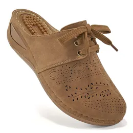 Женские туфли Ecetana с одним шагом, туфли с дырочками, повседневные летние босоножки на наклонном каблуке, удобные прогулочные тапочки