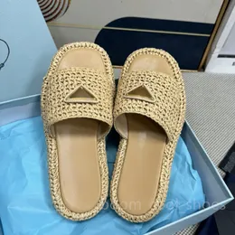 Sandali di lusso Pantofole Ciabatte con plateau da donna Elegante raffia intrecciata regala sandali Sandalo a triangolo in metallo Ciabatte da piscina all'aperto Scarpe da spiaggia