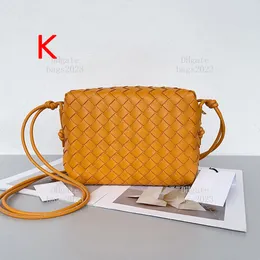 Designer Camera bag 22 CM Lambskin Shoulder Bag 10A Mirror surface Weaving lady cosmetic bag With box LB57V
