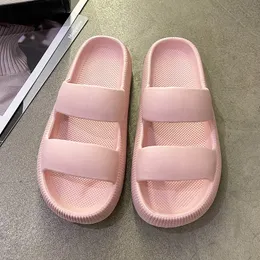 Personalisierte Slipper-Sandalen für Damen mit dicken Sohlen für Sommermode, modische Internet-Berühmtheit, niedliche Studentin für Outdoor-Kleidung, rosa, rot