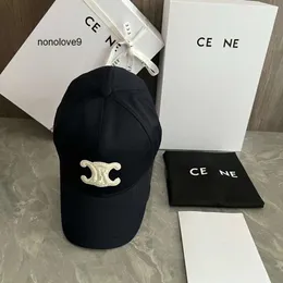 2024 nuovo stile di lusso cappello di tela berretto designer cappello da uomo donna berretto da baseball cappello da sole cappelli aderenti lettera estate snapback parasole sport ricamo berretto da spiaggia582