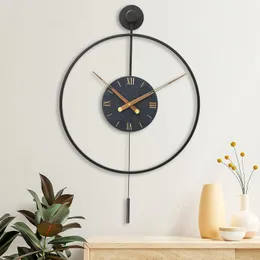 Grande relógio de parede moderno, relógios de parede para decoração de sala de estar, relógio minimalista de metal, relógio de parede decorativo de pêndulo de fazenda com ponteiros de nogueira