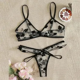 Bras Sets Sexy Floral Lace Lingerie Set Female 2pcs Perspective Brassiere Underwear Temptation Fancy Porn Bra Brief Ropa