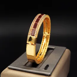 Ny mode art deco söta tofsar hänghalsband med pärlemor full diamanter kvinnor örhänge ringarmband designer smycken rc-005