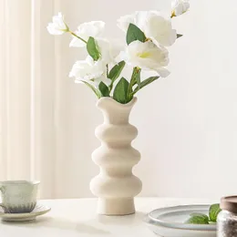 Современные декоративные белые керамические вазы для домашнего декора 8,3 дюйма, абстрактная минималистская ваза для пампасной травы, ваза для цветов в стиле бохо, эстетическая кремовая ваза