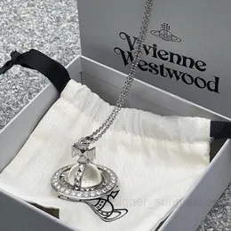 여자를위한 행성 목걸이 디자이너 목걸이 Vivienen 럭셔리 쥬얼리 Viviane Westwood High 버전 같은 풀 다이아몬드 스타 링 투명 토성 목걸이 W