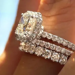 Pierścień ręcznie robione eleganckie pierścionki ślubne luksusowa biżuteria 925 srebrna księżniczka cięta biała 5a Cubic Cz Diamond Stones Party 3pcs Women Bridal Gift