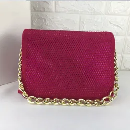 Strass camurça crossbody saco correntes sacos de ombro axilar diamantes bolsa simples antigo latão carta ferrolho ferragem aleta clutch230r