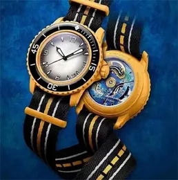 Orologio di lusso al quarzo oceano orologi da uomo firmati 42mm funzione completa coppia multi stile moda classica popolare montre orologi da donna di alta qualità sd049