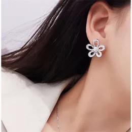 V Altın Yüksek Versiyon Kalın Kaplama Fanjia Büyük Çiçek Van Küpeler Diamond Petals Küpeler Cleef Jewelry