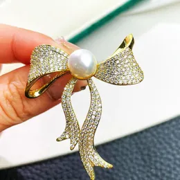Brooches Top Quality Cubic Zircon Korean Butterfly Bow Knot Elegant Brooch Pin For Women