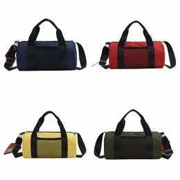 Weekender -Tasche für Frauen Männer tragen Schulter -Reisetasche 5 Farben wasserdichte Tasche Fitnessstudio Wandersportteile Tasche