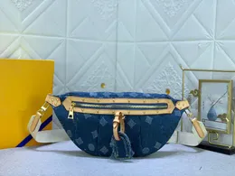 Designer midjeväska Kvinnor Designers bröstväskor Crossbody Väskor axelväskor Sport Runner Fanny Pack Högkvalitativa Fashion Purses Denim Flower Printed Messenger Packs