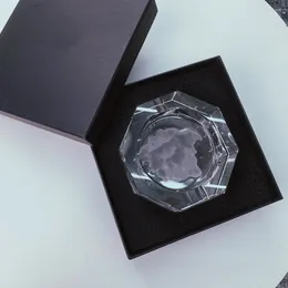 デザイナークリスタルアッシュトレイ3Dリリーフロゴメンズホーム透明な灰皿ギフトボックス