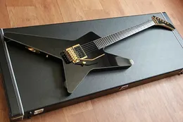 Ebony klavye, altın donanımlı siyah gövde elektro gitar, özelleştirilmiş hizmetler sunar