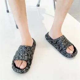 Slippers Printed Number 45 Flat Sandals Woman 2024 Horse Running Shoes Lady Sneakers Sport Factory Runners Bascket Skor