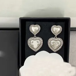 CH 23 earrings designer for women Luxury stud earrings Pearl Mother-of-Pearl jewelry Accessories C Dangle Earrings
