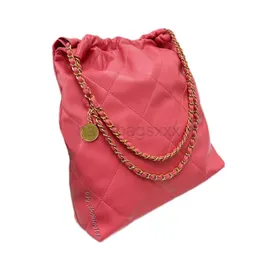 Designer handbag Luxuries s Women diamond pattern Gold-Tone Metal chain 22 Backpacks glad trash249l
