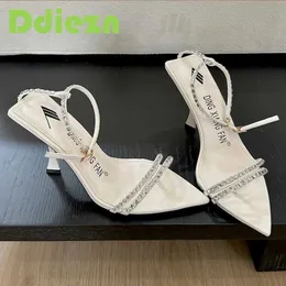 Sandalen Water Diamond Sandalen Pump Mode Damenschuhe Spitzschuh Damen Spitzenschnalle Damen High Heel Sandalen 2024 J240224