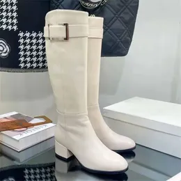 2024 botas de grife de luxo primavera outono meados de bezerro botas moda dedo do pé redondo sapatos femininos concisos couro genuíno salto alto bota feminina sr