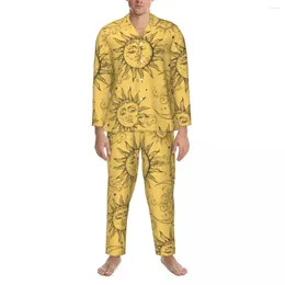 Męska odzież snu piżamę mężczyzn Vintage Celestial Sun Home Yellow Magic Moon Stars 2 -Place Casual Loose PaJams Zestaw Gorystyczne garnitur