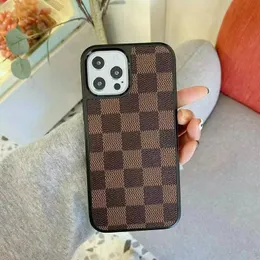 iPhone 15 Pro Max Designer Phone Case for Apple 14 13 Samsung Galaxy S24 Note 20 Ultra Luxury PU Leather Floral Checkerboard Back Cove Coque Fundas Brown Checkerboard