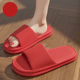 2024 Yaz Sıradan Terlik Düz Katır Scuffs Kauçuk Eva Kalın Sole Moda Ayakkabıları Kırmızı