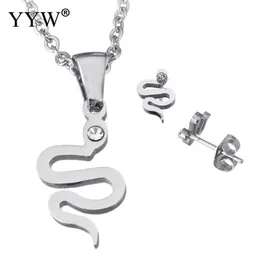 Fashion Stainless Steel Jewelry Sets earring & necklace oval chain & with rhinestone original color Sold By Set2439555