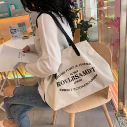 HBP Tote Big Bag Women 2021 Новая мода Корейская повседневная сумка с буквенным принтом из холста Дизайнерские сумки на ремне Сумка для мамы Сумки Европа и Америка Whol2060