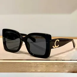 Sunglasses Luxury Sunglasses Man Women Rectangle Sunglasses Unisex Goggle Beach Sun Glasses Retro Frame Luxury Design with Box Very Good