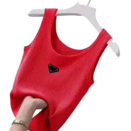 Designerskie damskie czołgi koszulki kamizelki krótka koszula 2024 moda Kobiety kamizelki kamizelki joggery kurtki szorty litery t koszule bez rękawów dla kobiety jedwabne topy dresowe