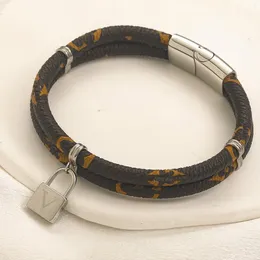 Popolare braccialetto di fascia alta Bracciale da donna Louiseities Designer Viutonities Bracciale di gioielli Collana con ciondolo in pelle di marca 18 Bracciale con lettera d'amore placcato in oro AA