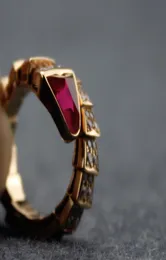 Кольцо с головой VIPER, женские кольца с сердоликом Музы, женские кольца для свадебной вечеринки, кольца с красными драгоценными камнями, ювелирные изделия на день Святого Валентина1273148