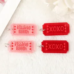 Charms 8pcs Valentine Acryl Xoxo Kissing Booth Jewlery Instalors for Nacklace Bierek Making DIY