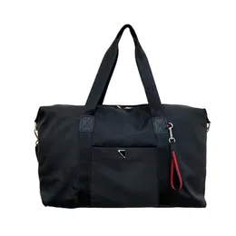 P Designer Duffel Çantası Kadınlar Erkekler Spor Salonu Bags Sport Seyahat El çantası Büyük Kapasiteli Duffle Çantalar Chaop126