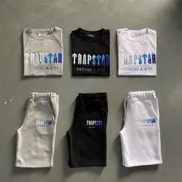 2024 Herr Trapstar T -skjorta Set Letter broderad träning Kort ärm Plush Shortsmotion Current 888VV