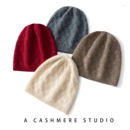 Berretti Cappello classico in cashmere Maglia semplice a quattro colori morbida per uomini e donne Autunno Inverno caldo