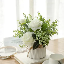 Fiori decorativi Set di fiori di emulazione Vendita di bellissime rose di peonia Seta artificiale Piccolo bouquet bianco Festa a casa Matrimonio invernale Dicembre