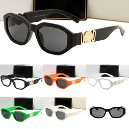 Summer Sunglasses for Men Woman Unisex Fashion Glasses Retro Small Frame Design UV400 6 Color Sunglass Optional Designer Eyeglass Man Brand Eyeglasses