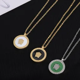 Luxury designer Women Jewelry Gold Medusa Pendant Necklace Classic Elegant Silver Chain with white black Green Circle hip hop Necklaces Girls Gifts
