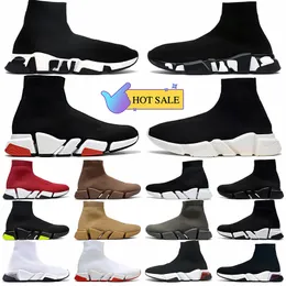 2024 Top New Fashion Designer Sports Scarpe da uomo Allenatori a maglia Graffiti su tutta la stampa Clearsole Black White Red Sole Sneaker Flat Flat Womens Speed Trainer DC01